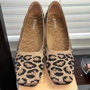 Hot NWT leopard wedge Margot, eco friendly!
